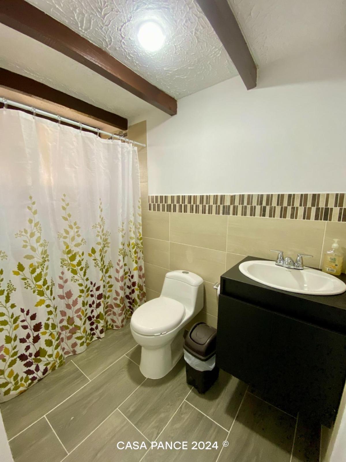 Casa Pance 3*