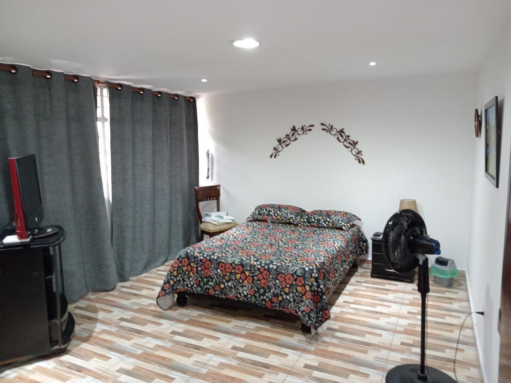 Habitación en casa particular Linda Casa Vacacional Andy-santiago De Cali