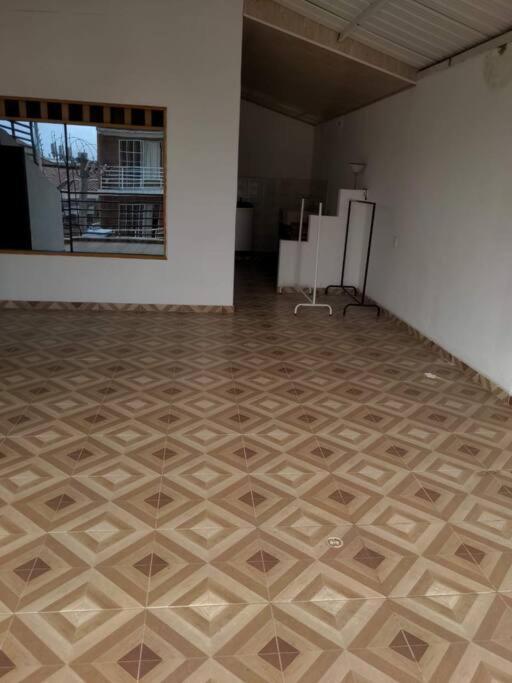 Vivienda Turistica Benicalap! Apartamento