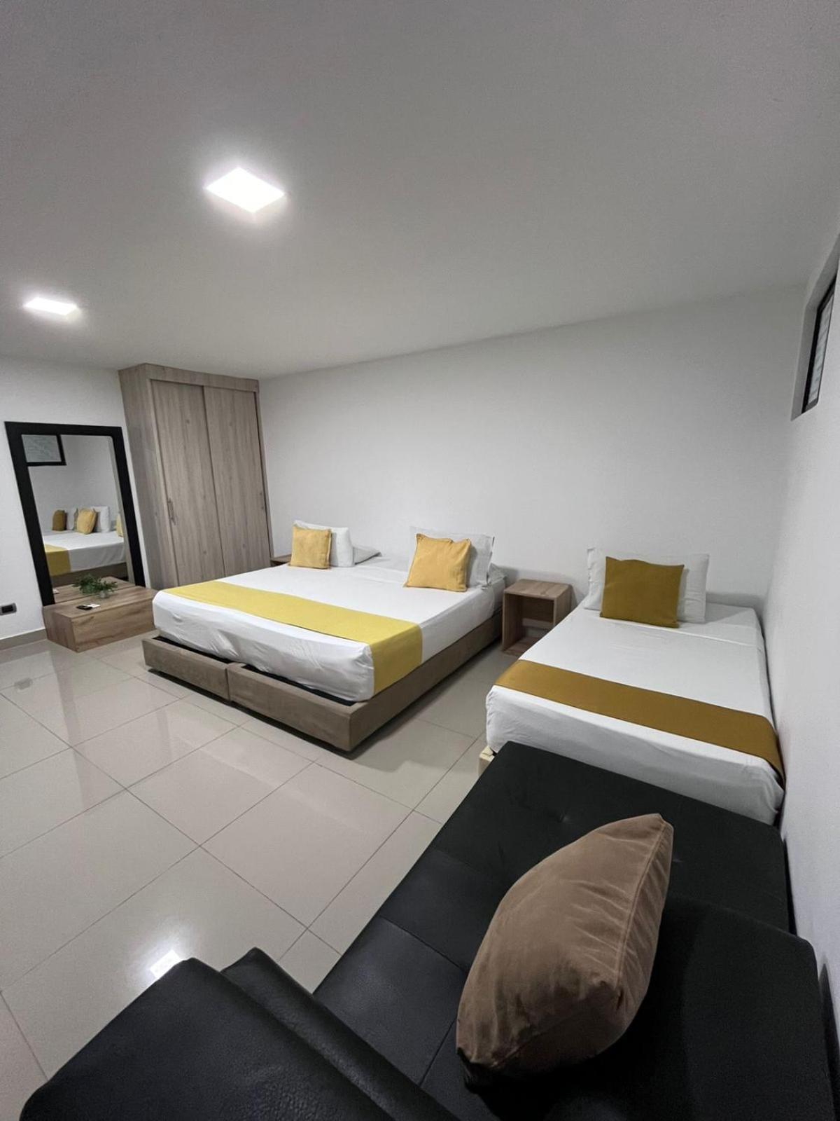 Hotel Granada - Av 9