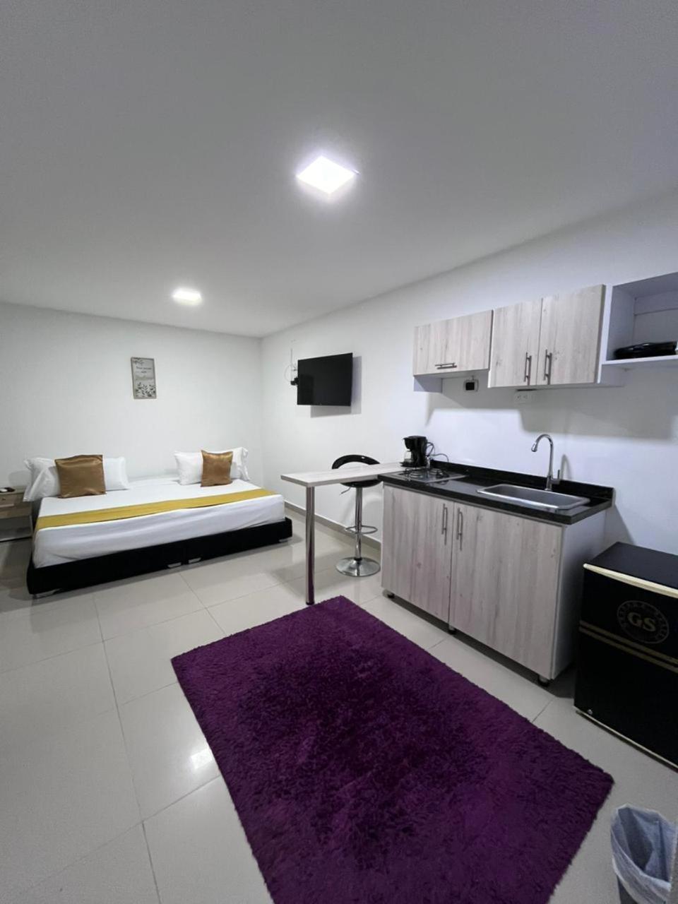 Granada - Av 9 Hotel Cali