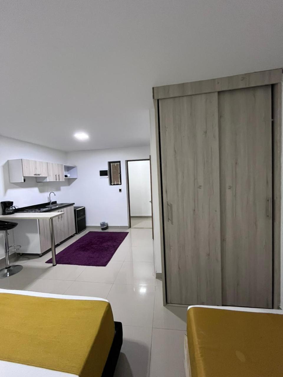 Hotel Granada - Av 9
