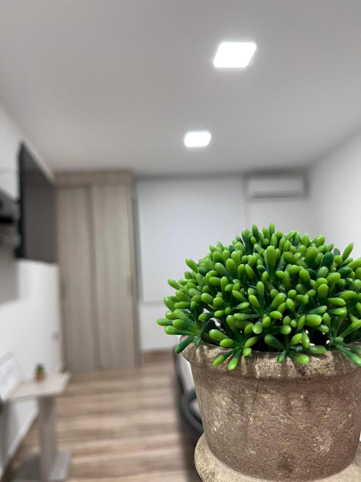 Hotel Granada - Av 9