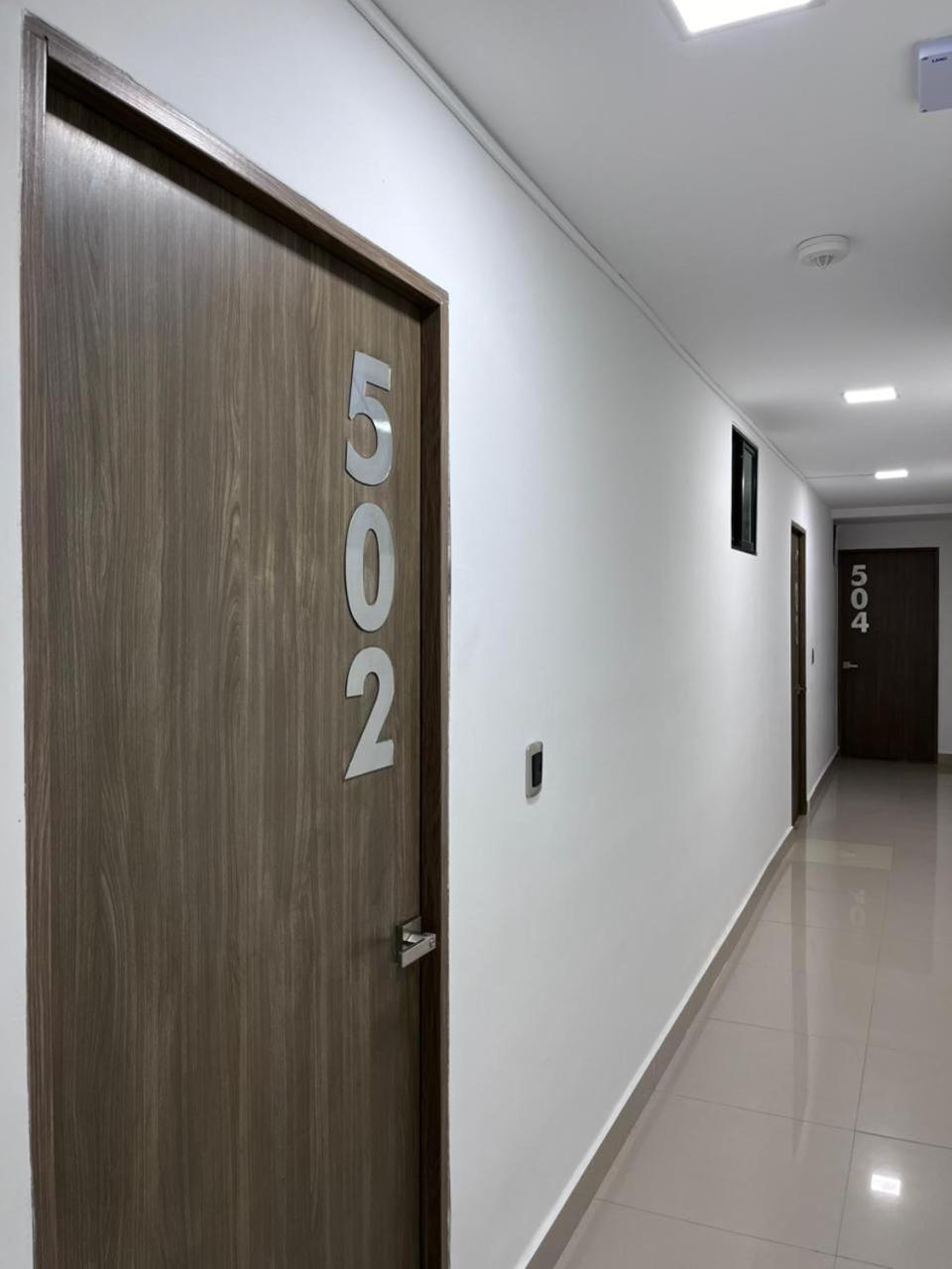 Hotel Granada - Av 9 Cali