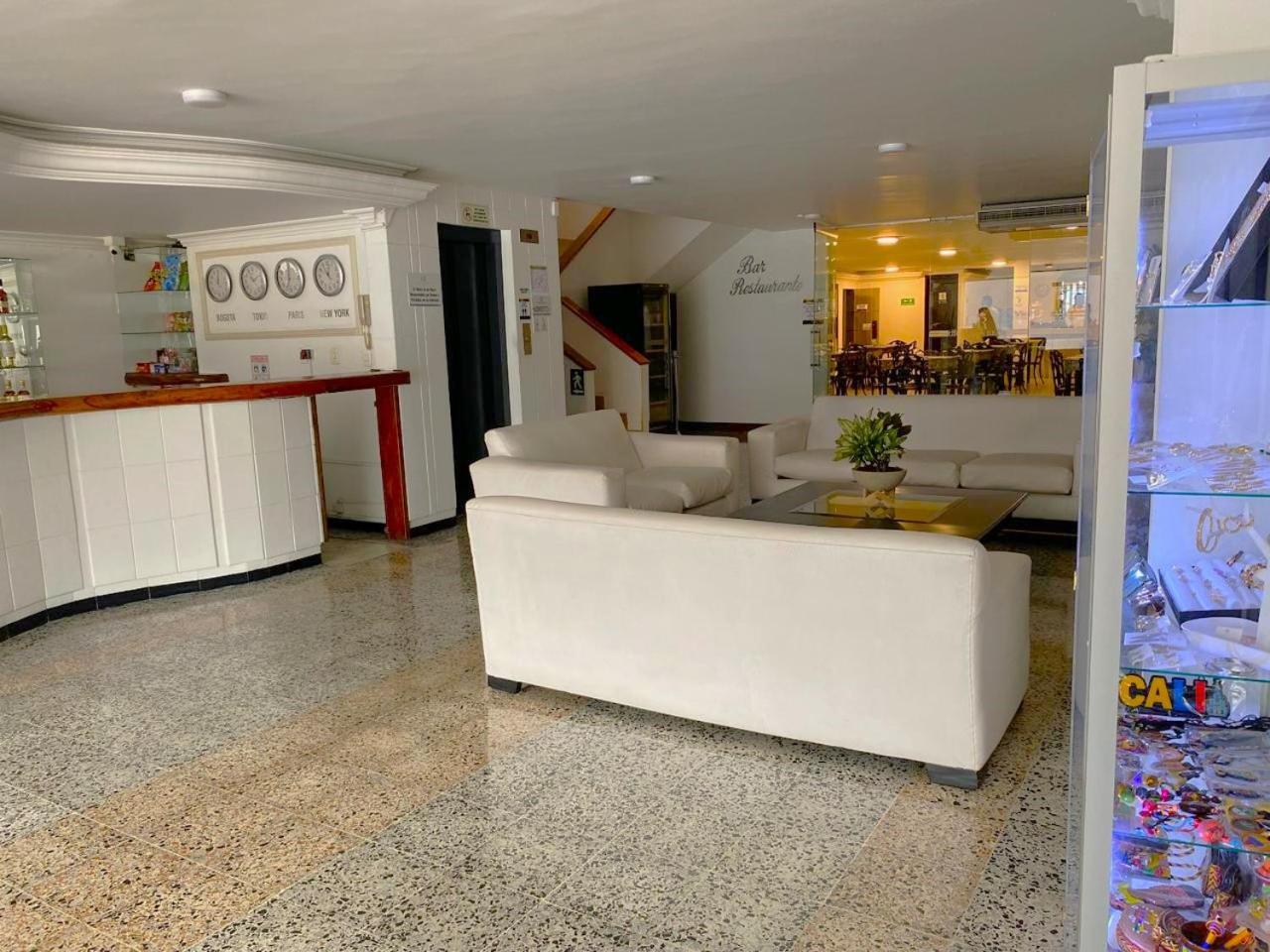 Tama Granada Real Hotel 4*