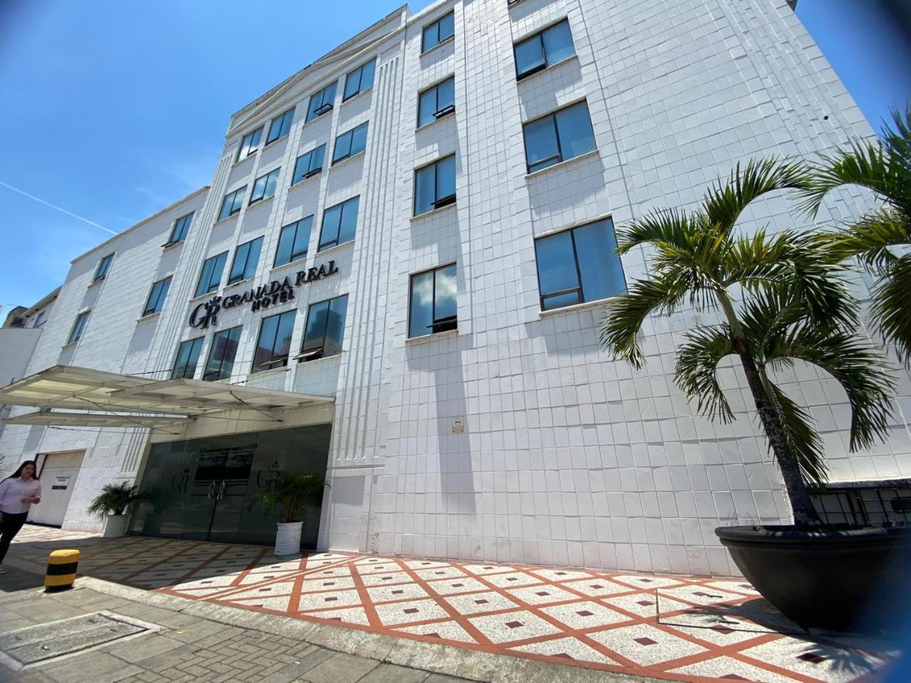 Hotel Tama Granada Real Cali