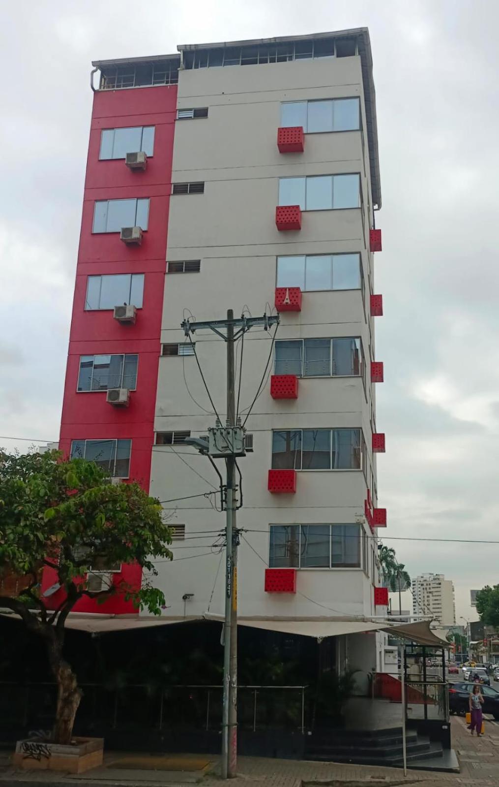 Hotel Varzalojate Torre De Granada