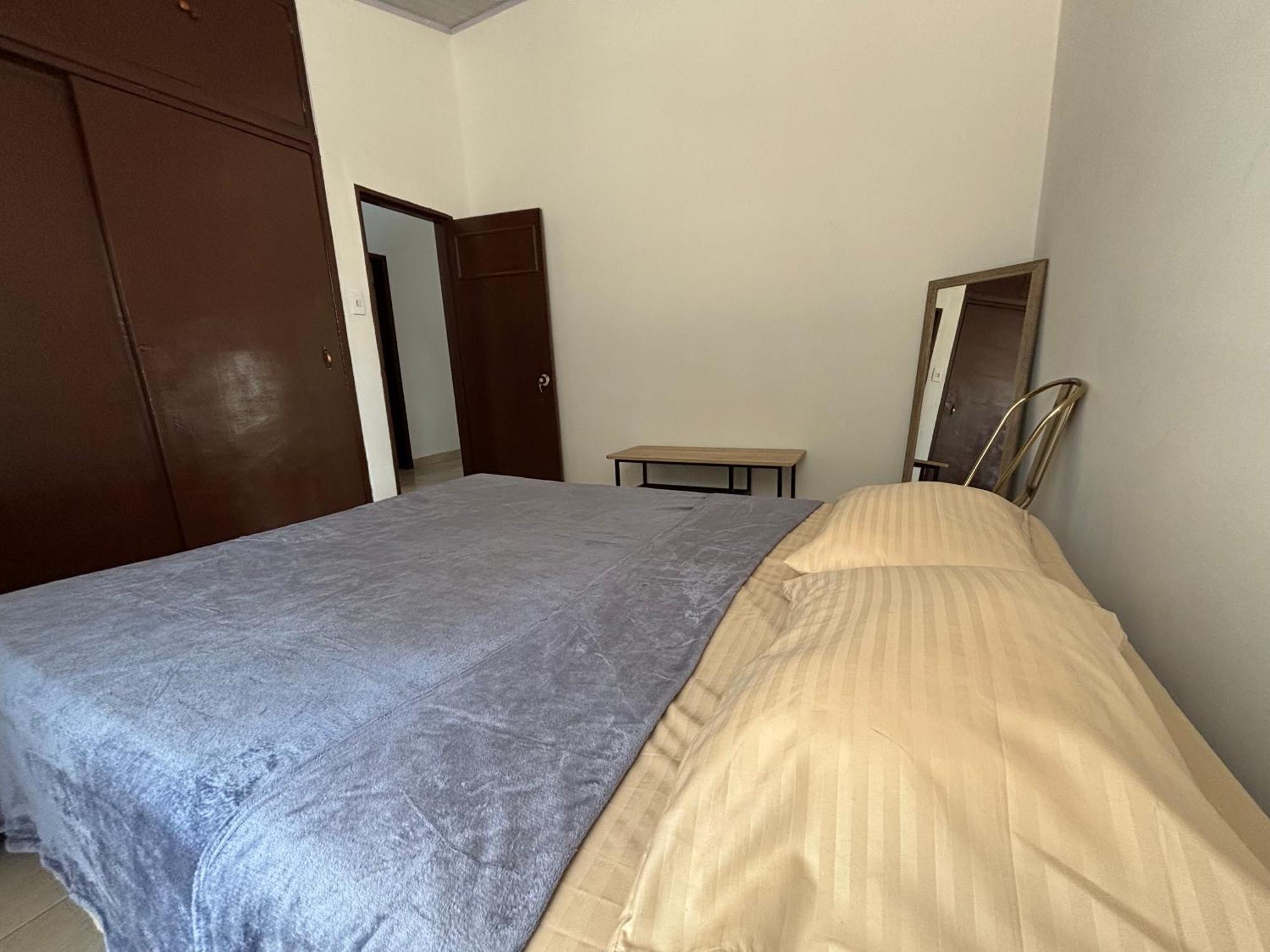 Casa Completa Grande Cerca De Estadio Tequendama Сasa de vacaciones *