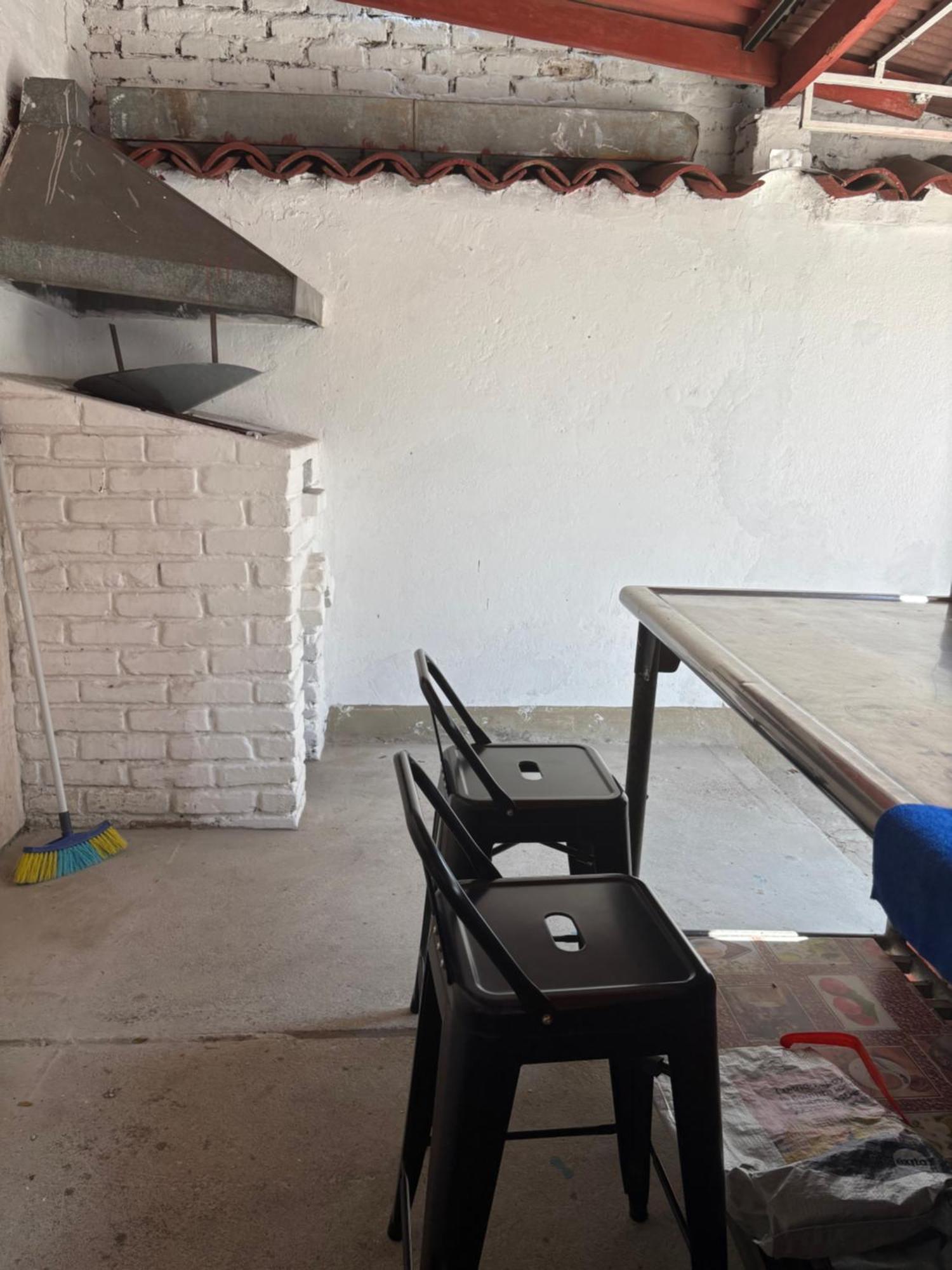 Casa Completa Grande Cerca De Estadio Tequendama Сasa de vacaciones *