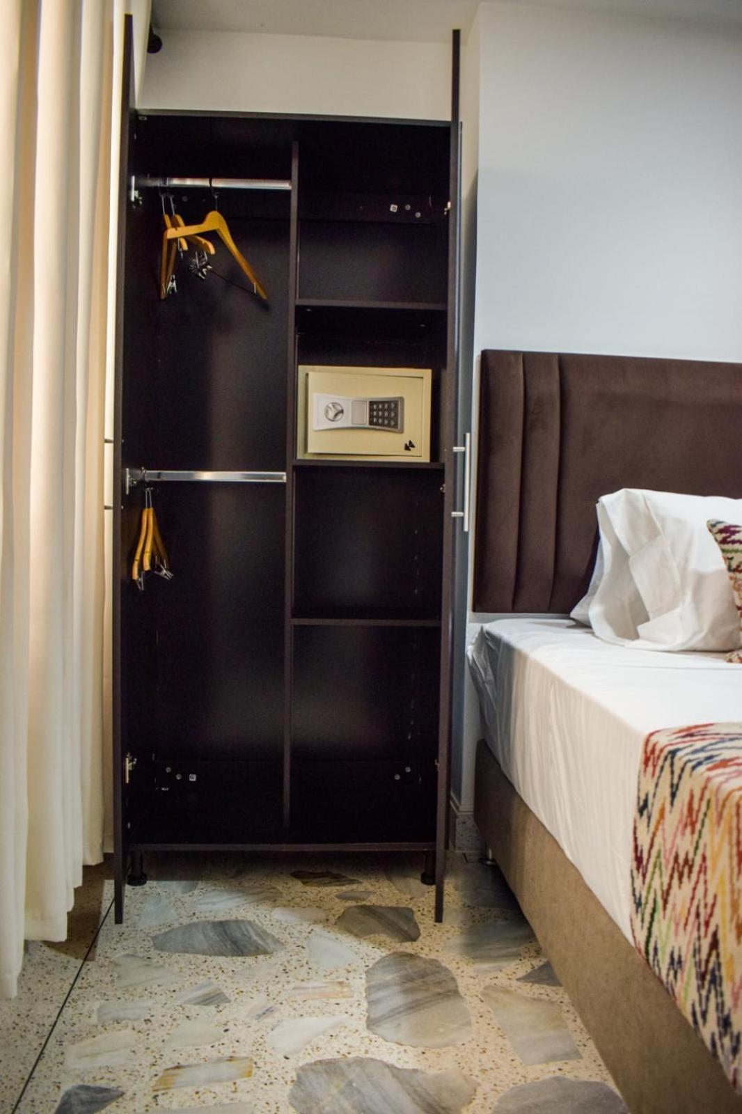 Hotel Arisha Cali
