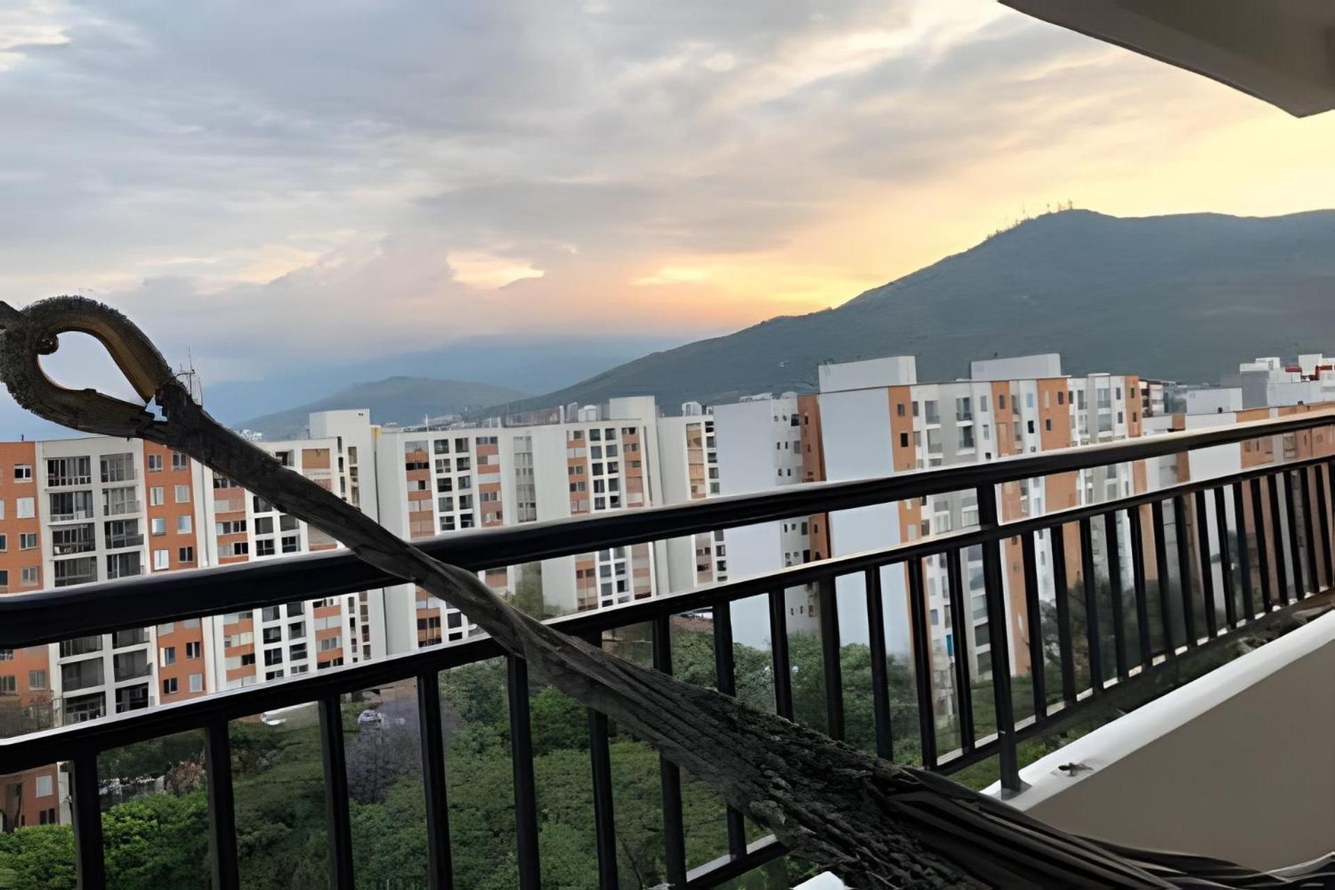 Con Aire, Hamaca, Piscina Y Gym Apartamento Cali