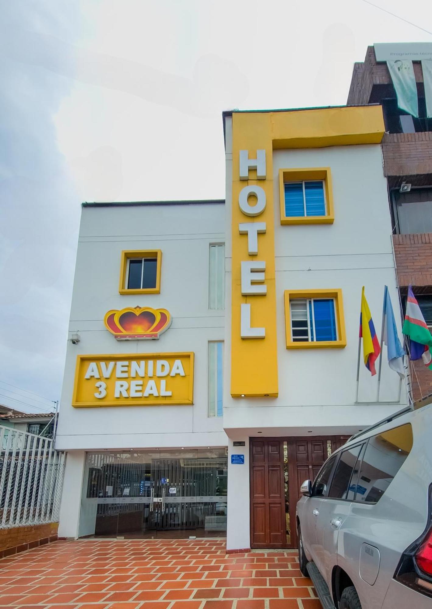 Hotel Avenida 3 Real 3*