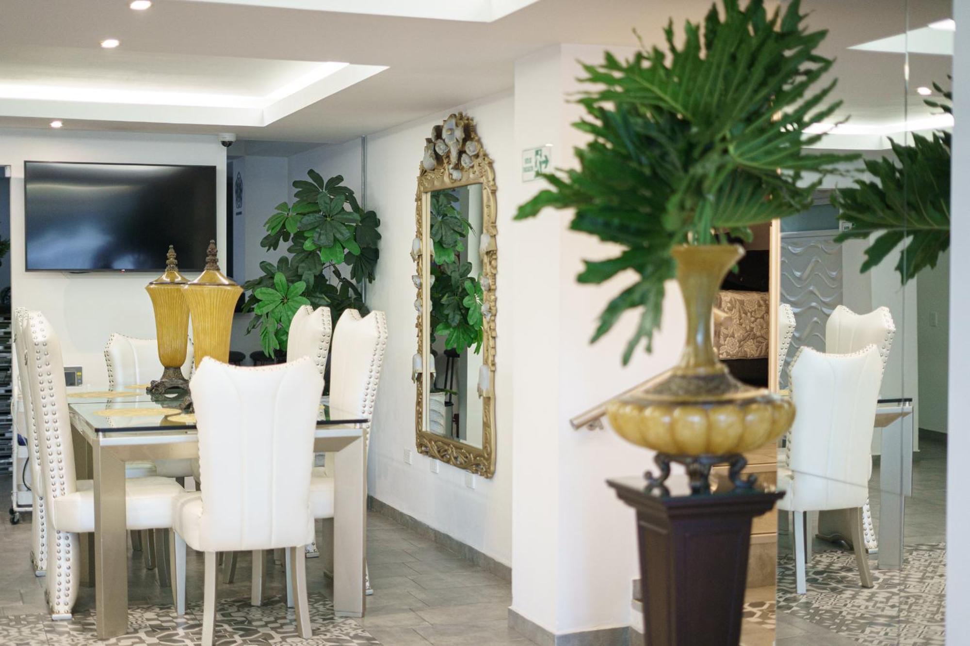 Recovery House By Zenya Host