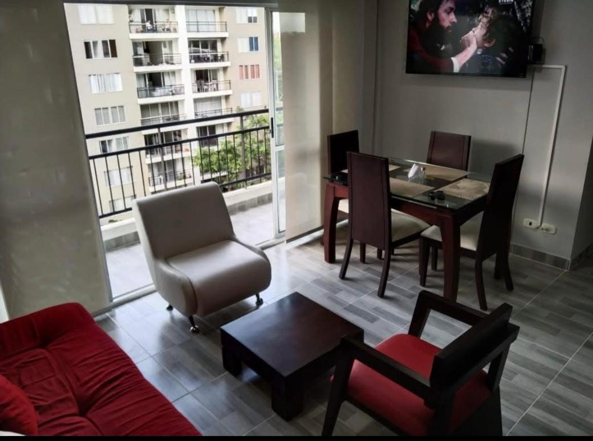 Apartamento Amoblado En Sur De *