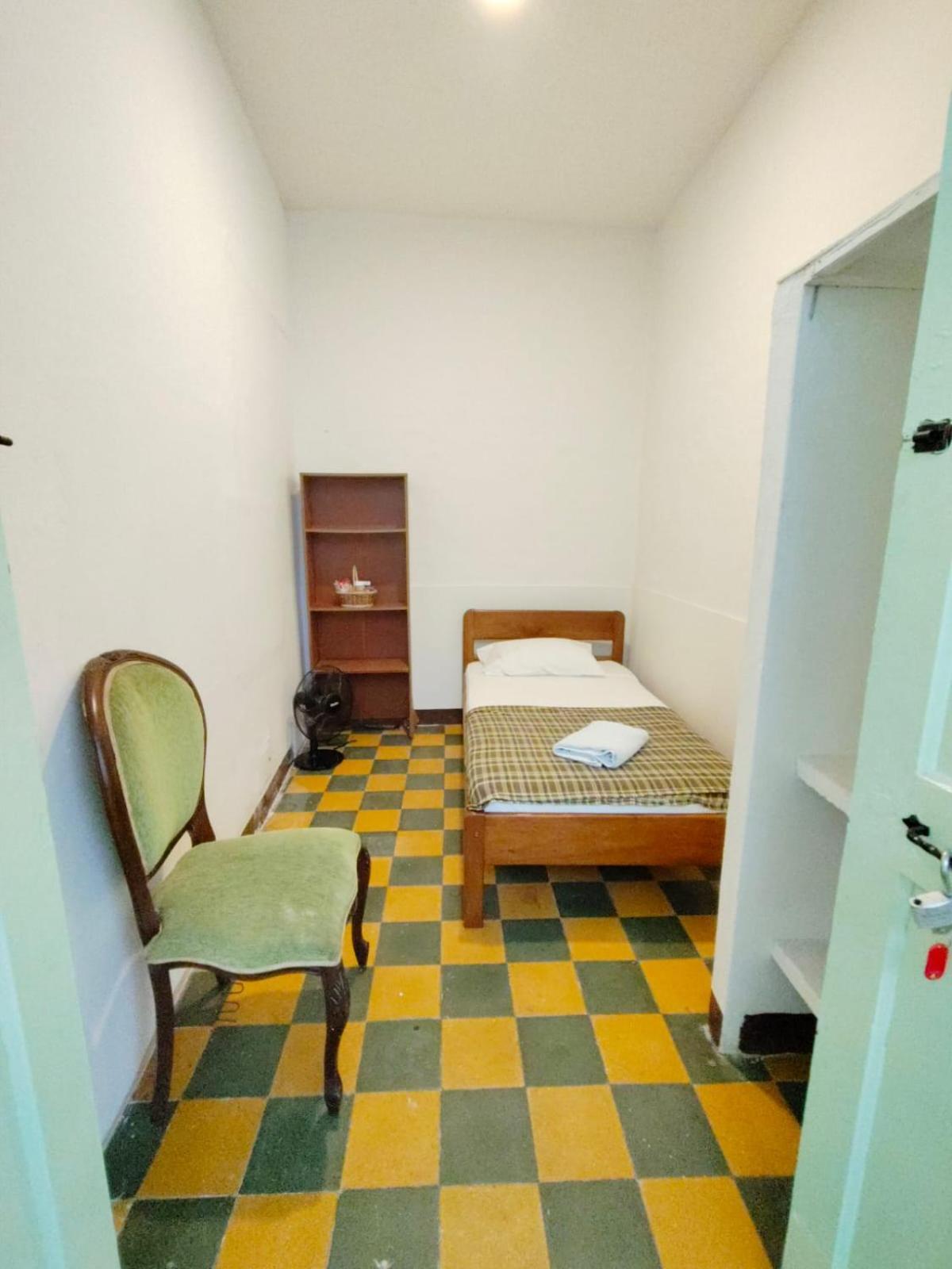 Sandalio Hostal Cali