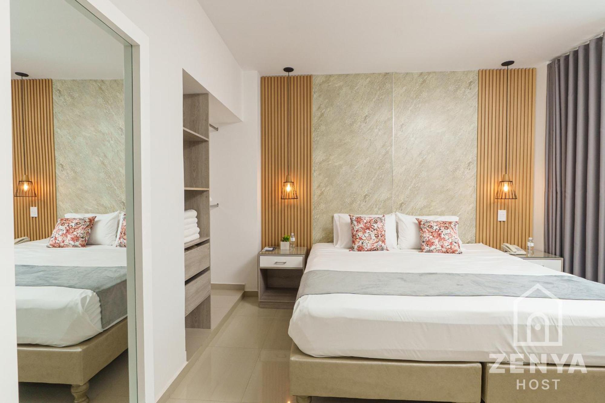 On By Zenya Host 4*