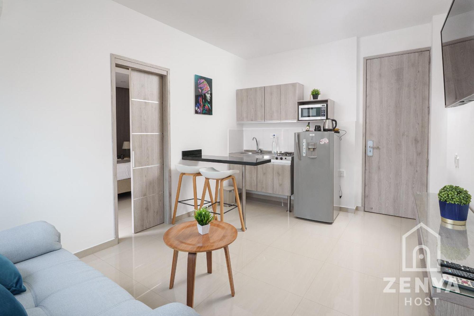 Hotel On By Zenya Host Cali
