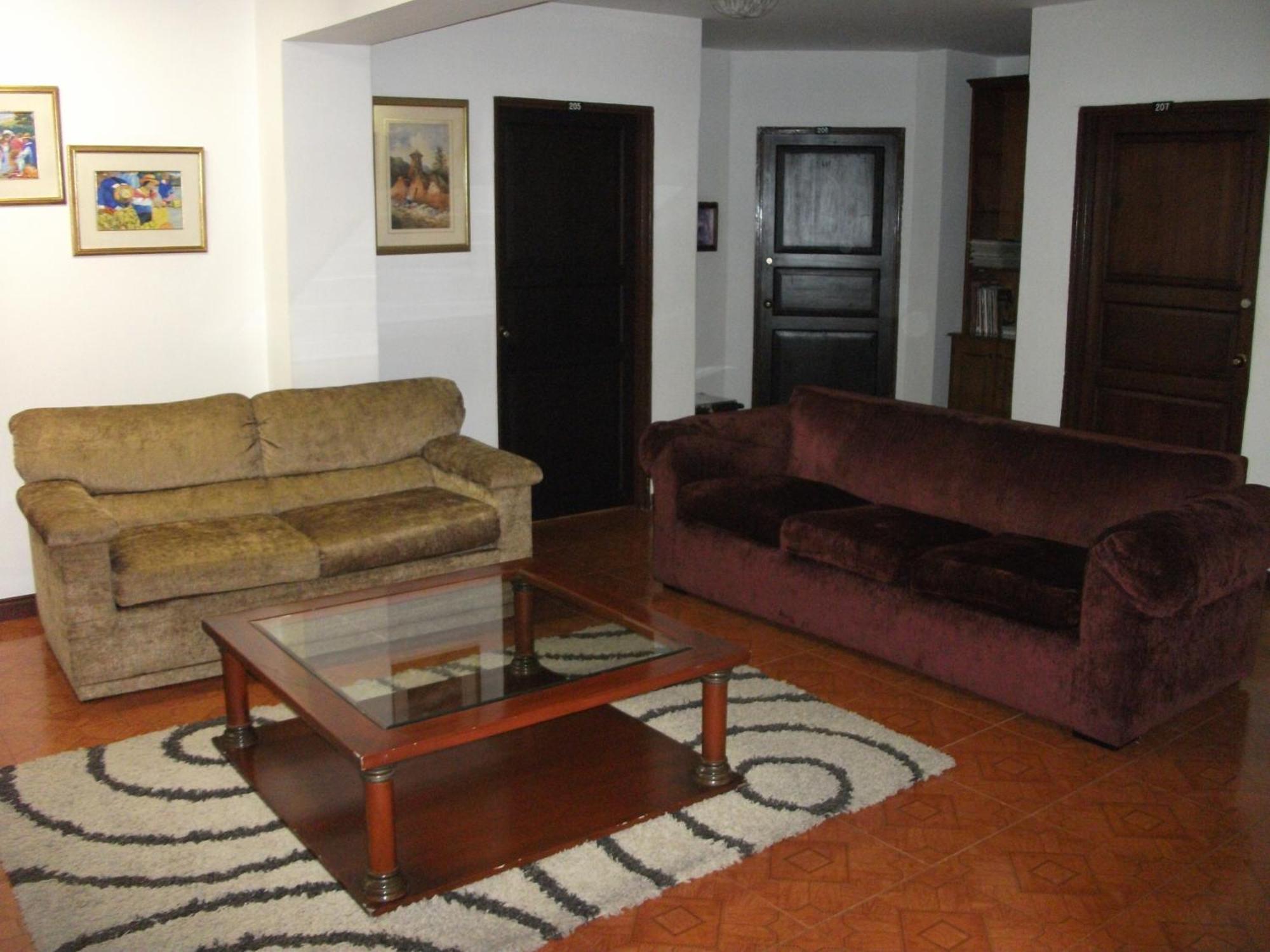 Hotel Rivera Plaza *
