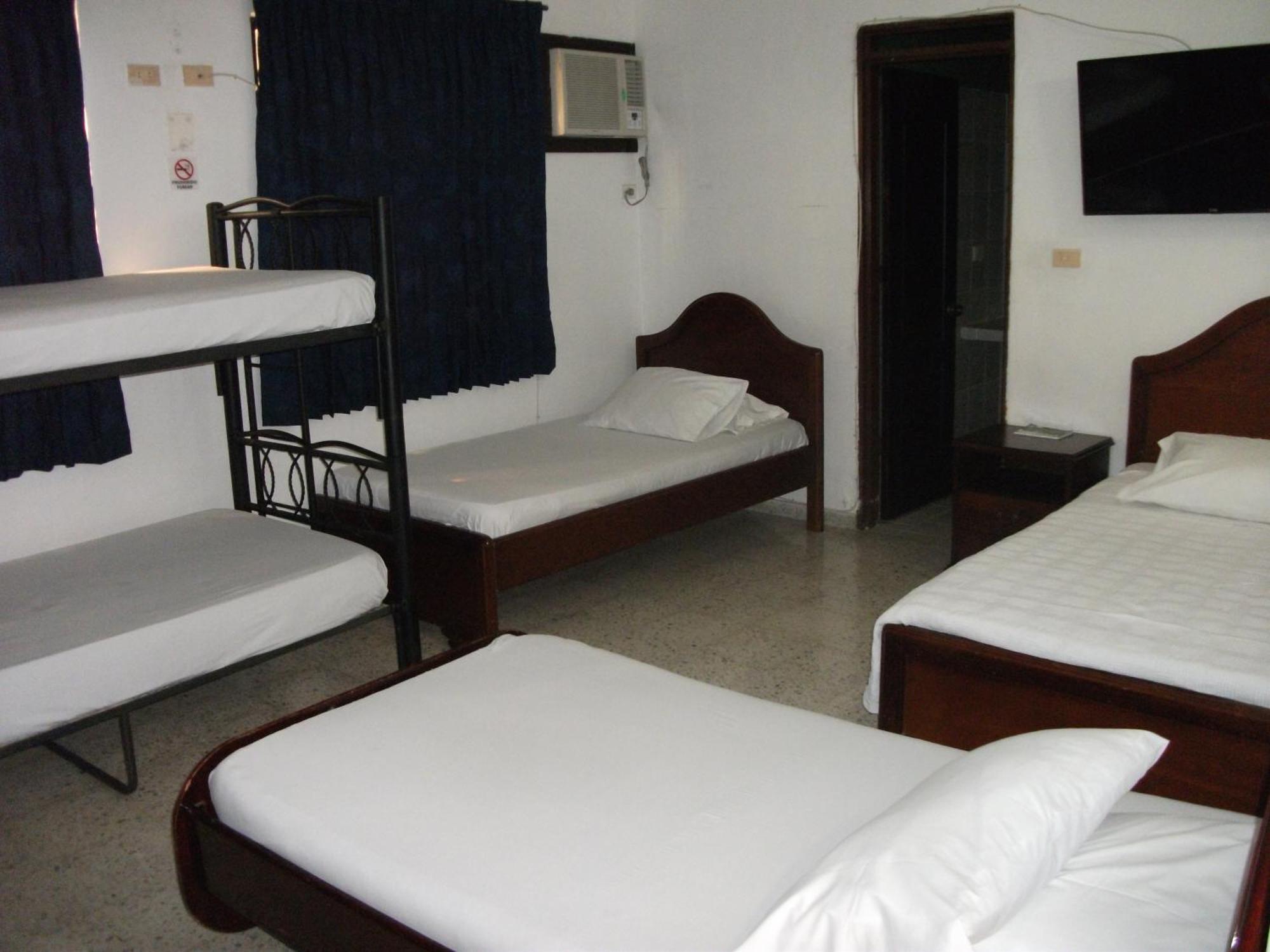 Rivera Plaza Hotel Cali