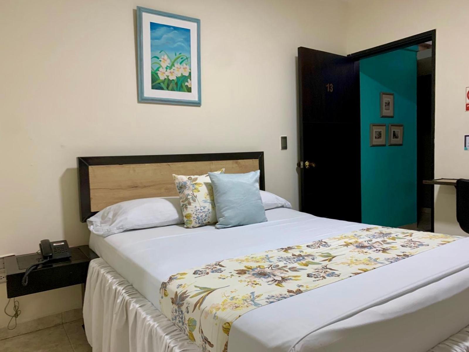 Hotel Bisou Cali