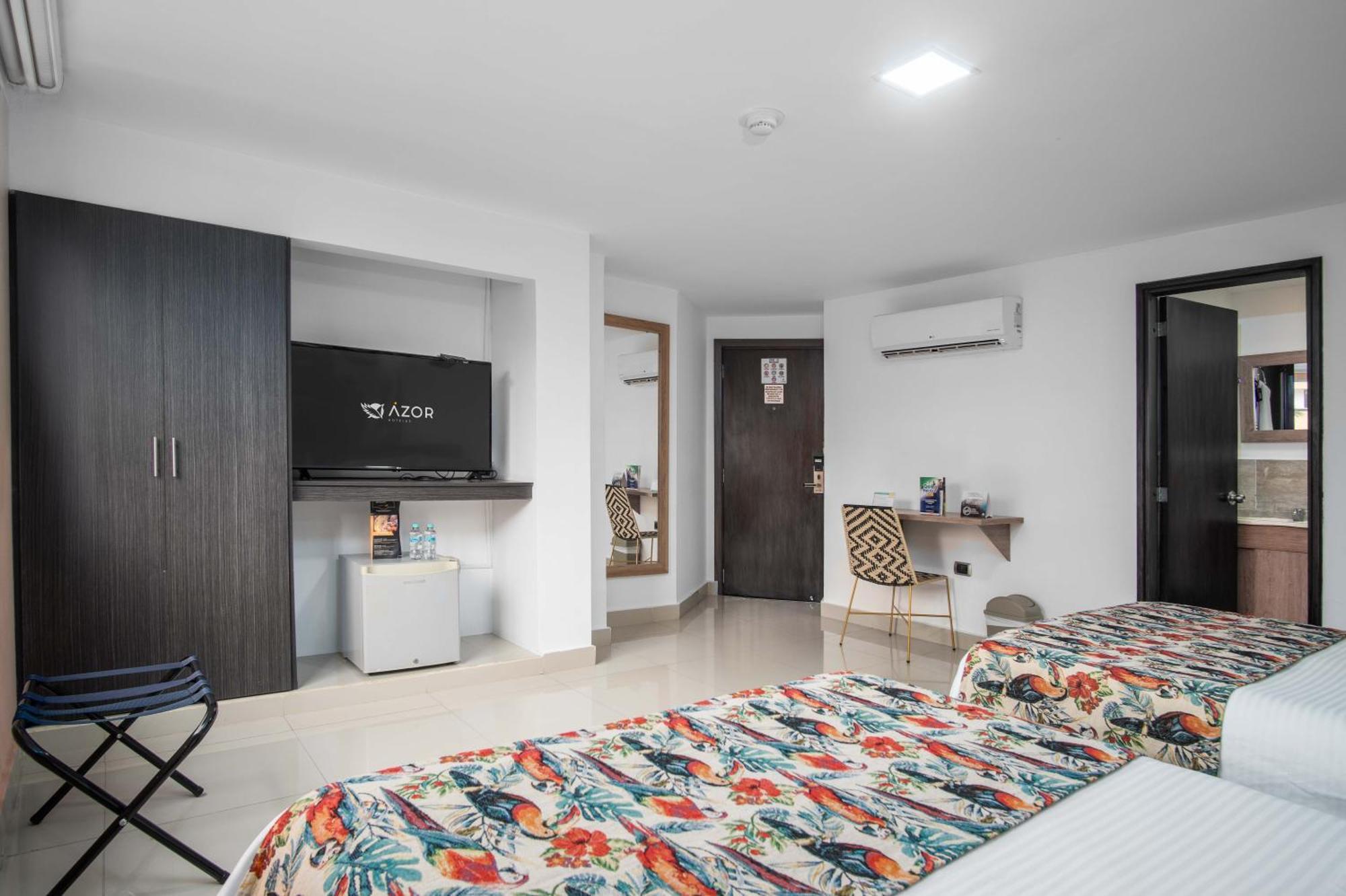 Azor Versalles 4* Cali