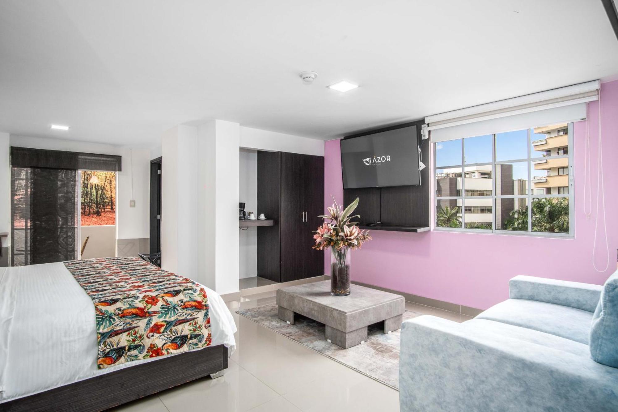 Hotel Azor Versalles 4*