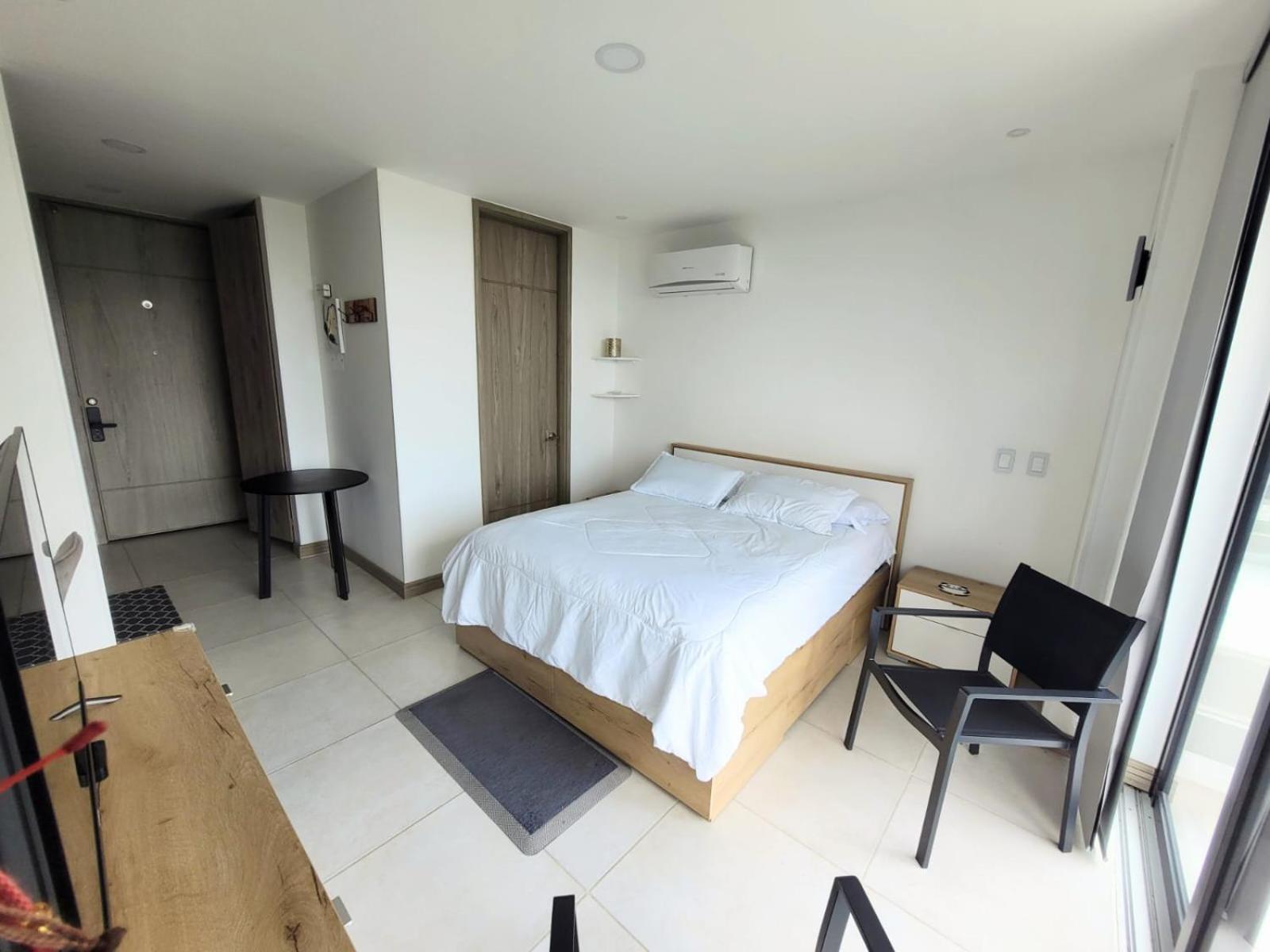 Apartamento Piso 4-04 Sector Pance Apto Luxury Cali