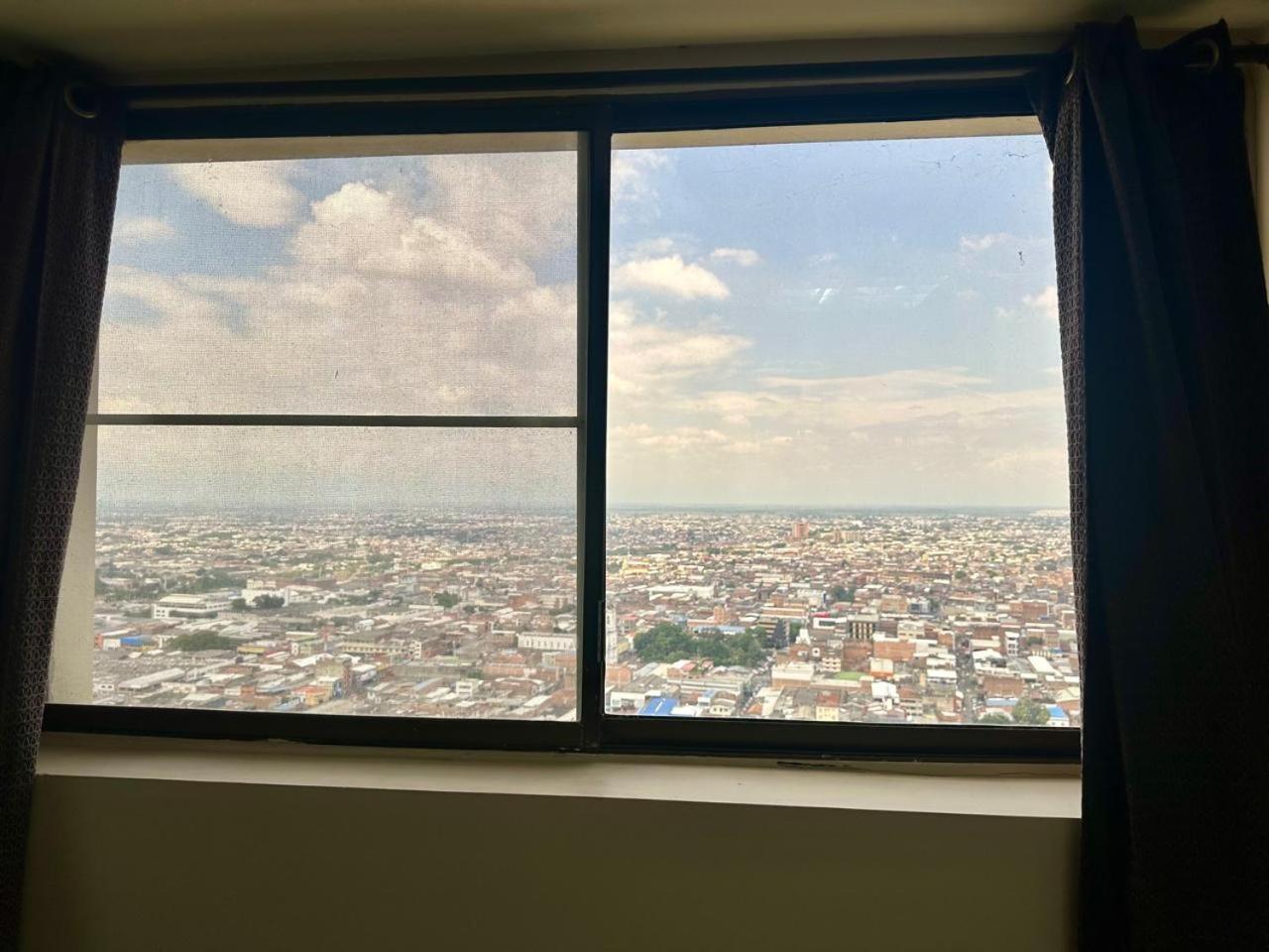 - Torre De Cali