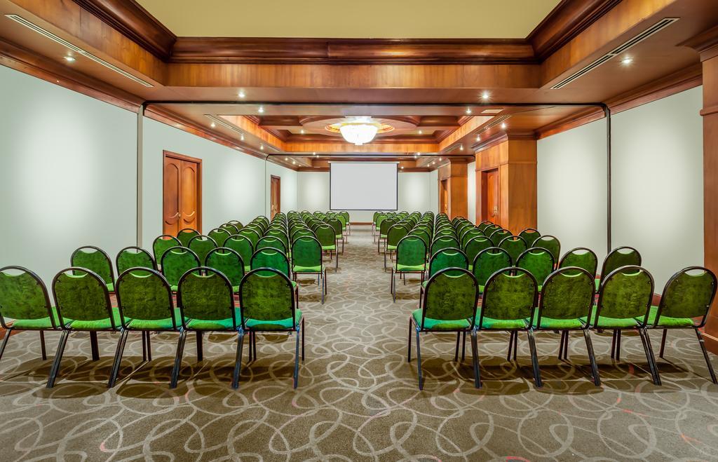 Hotel Sonesta