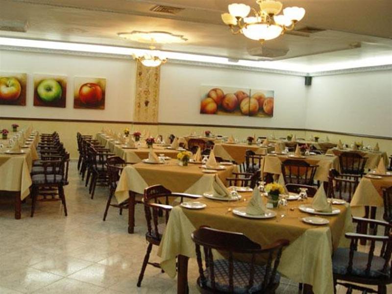 Hotel Azor Versalles 4*