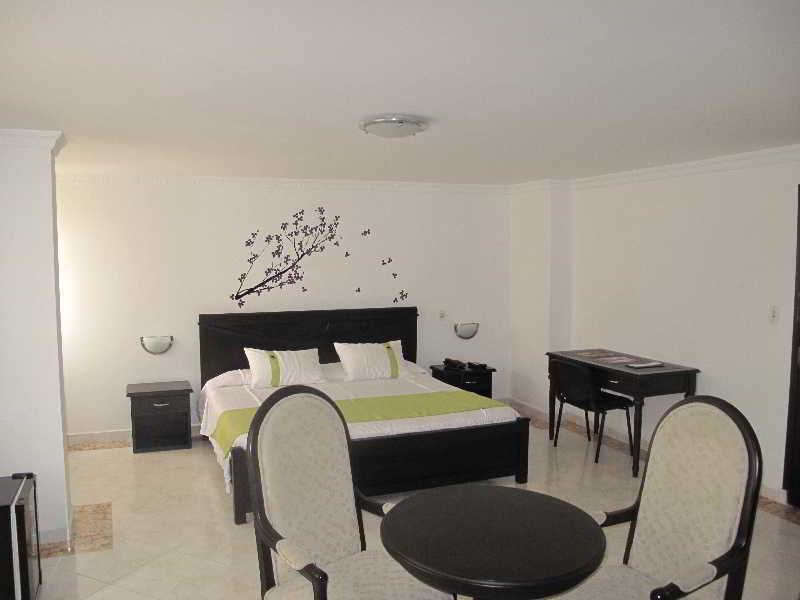 Hotel Azor Versalles