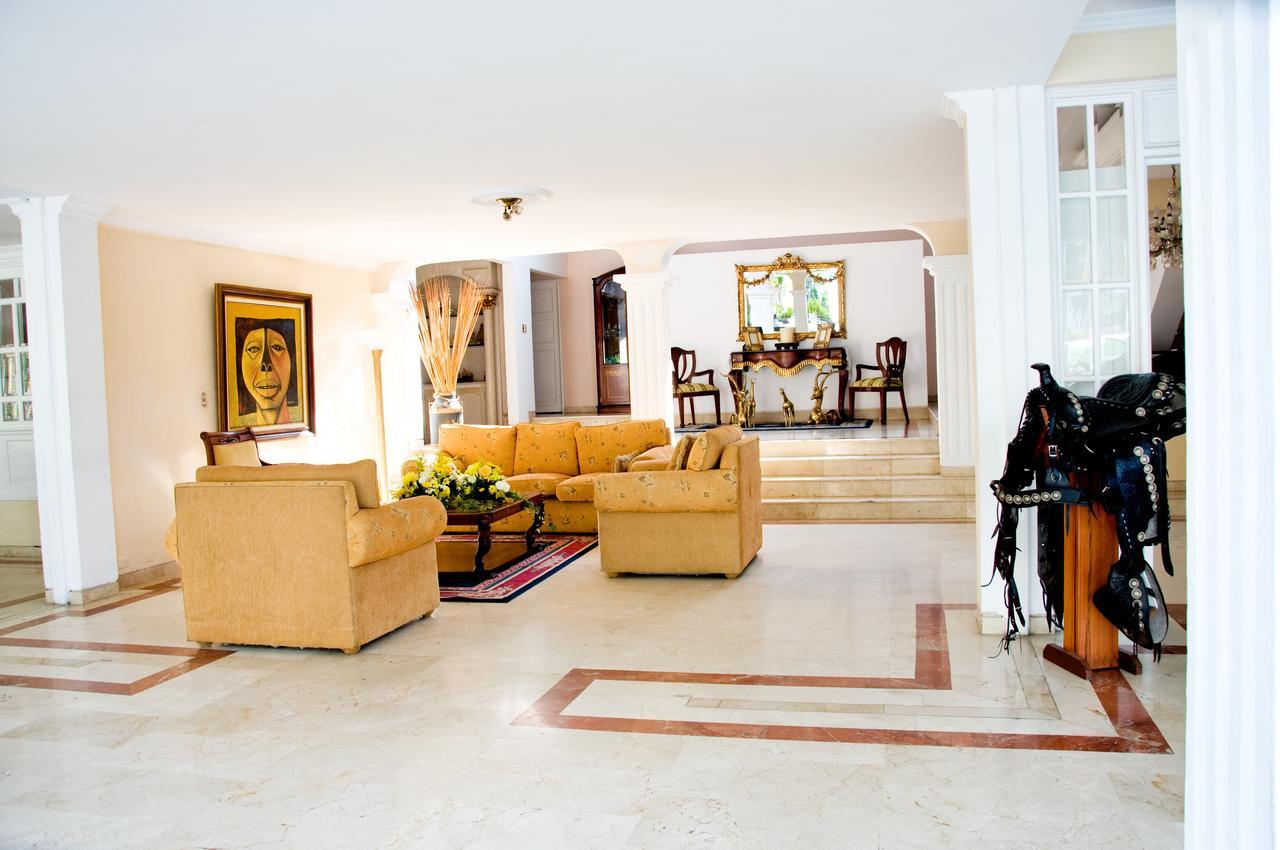 Casa 74 *