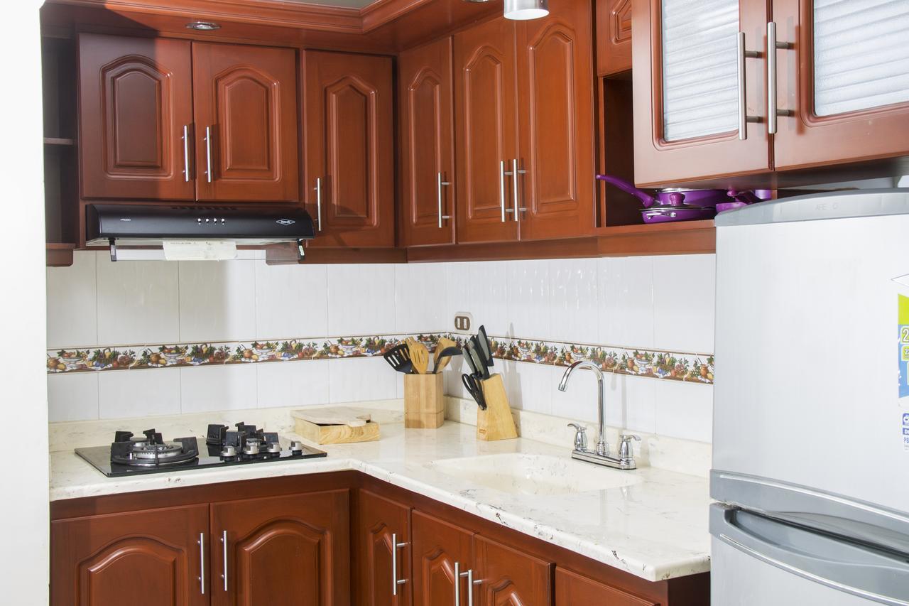Shofar Apartahotel