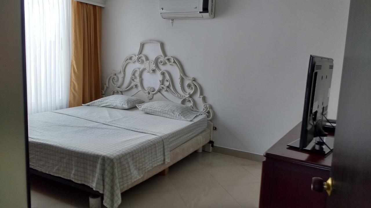 Shofar Apartahotel