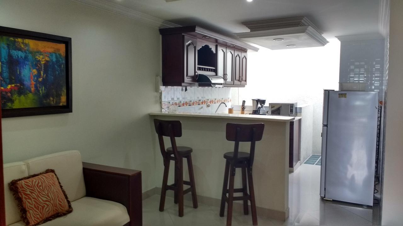 Shofar Apartahotel