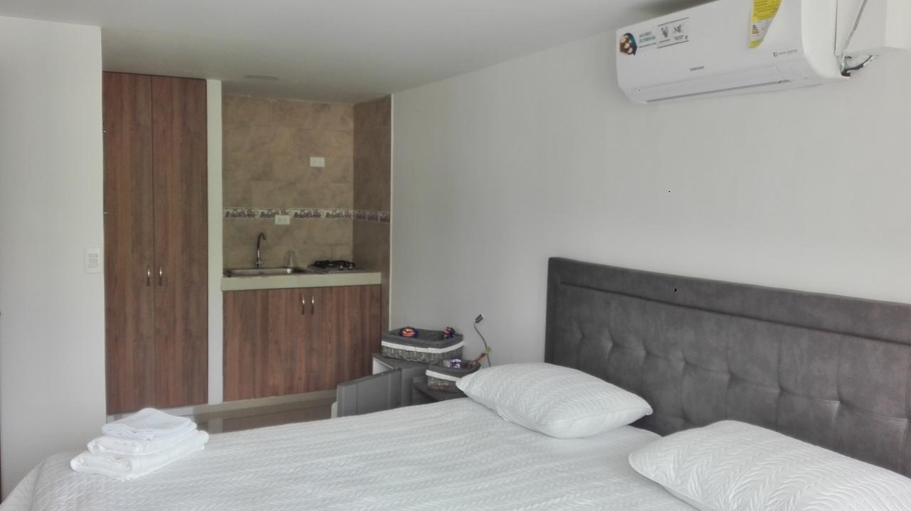 Hotel Avril 3*