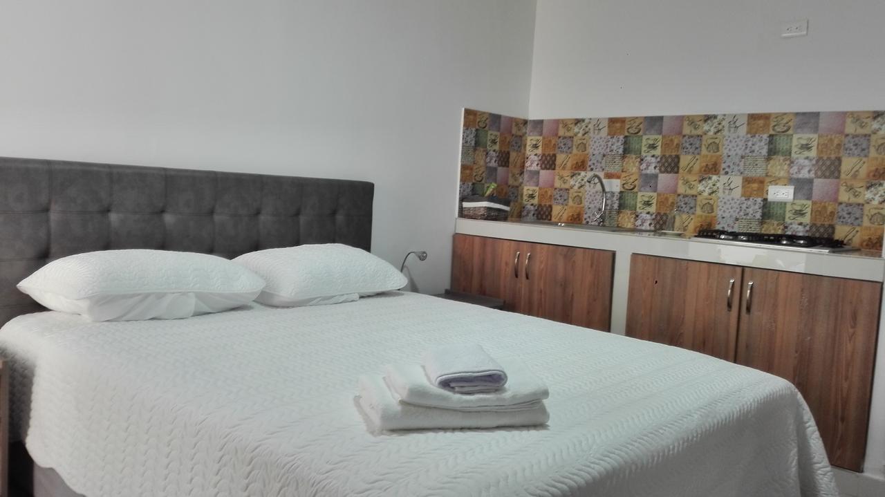 Hotel Avril 3*