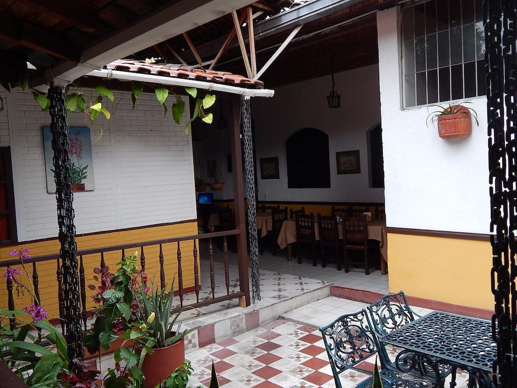 De San Antonio 2* Cali