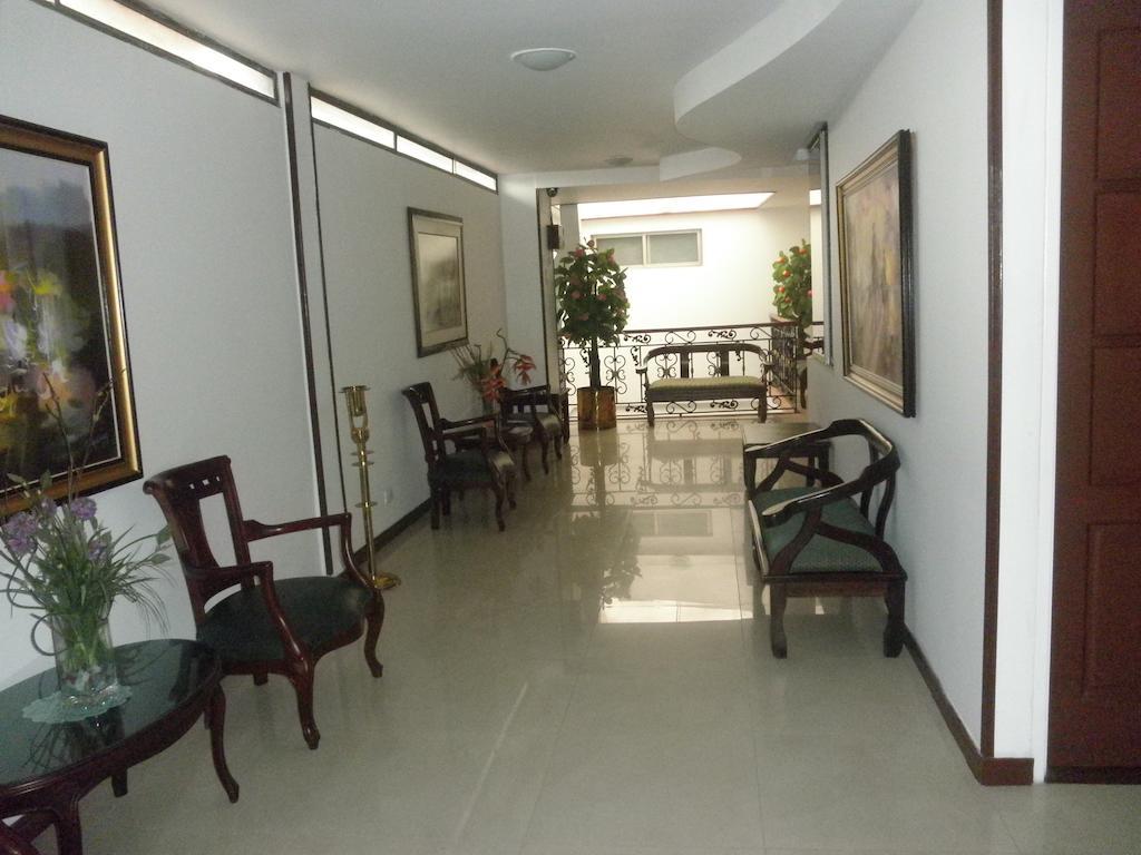 Ribera del Rio Av 6ta Norte