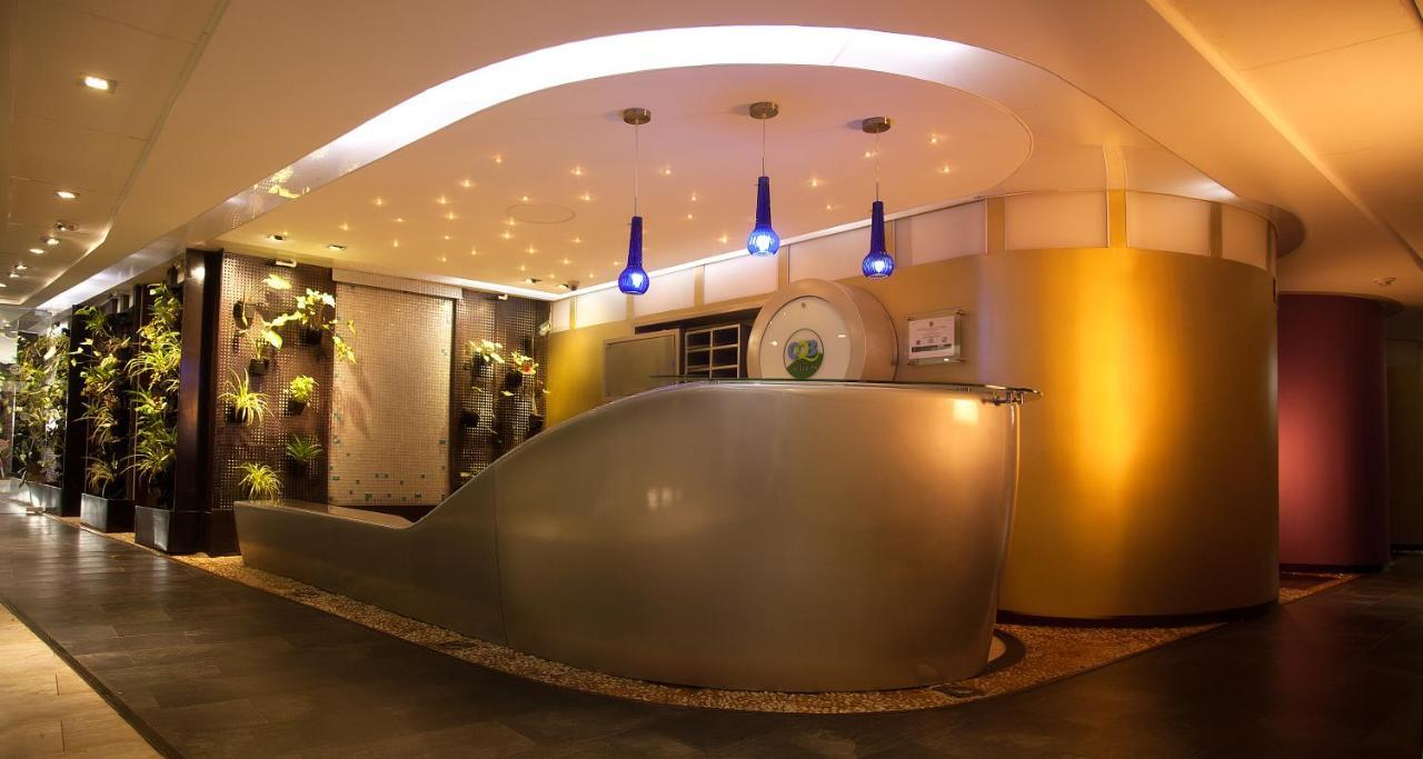 Cqb Y Hotel 3*