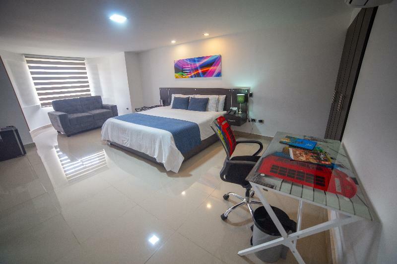 Azor Versalles 4* Cali