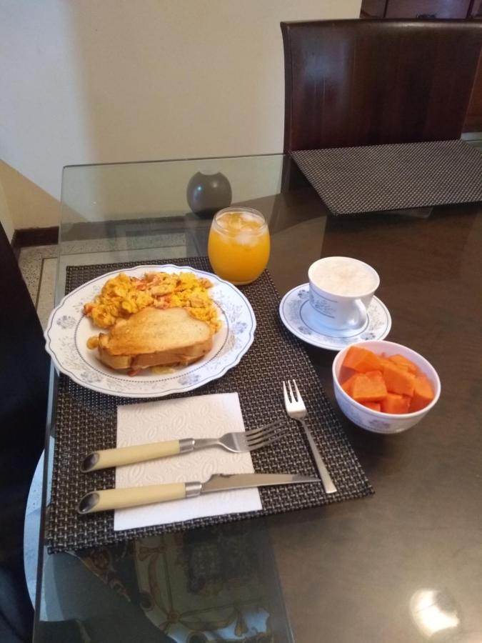 Casa Impacto - Limonar Hostal *