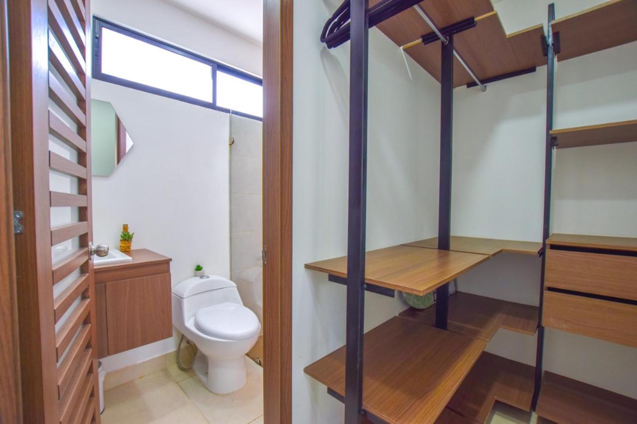 - Mantis Loft 304 Sweet Cali