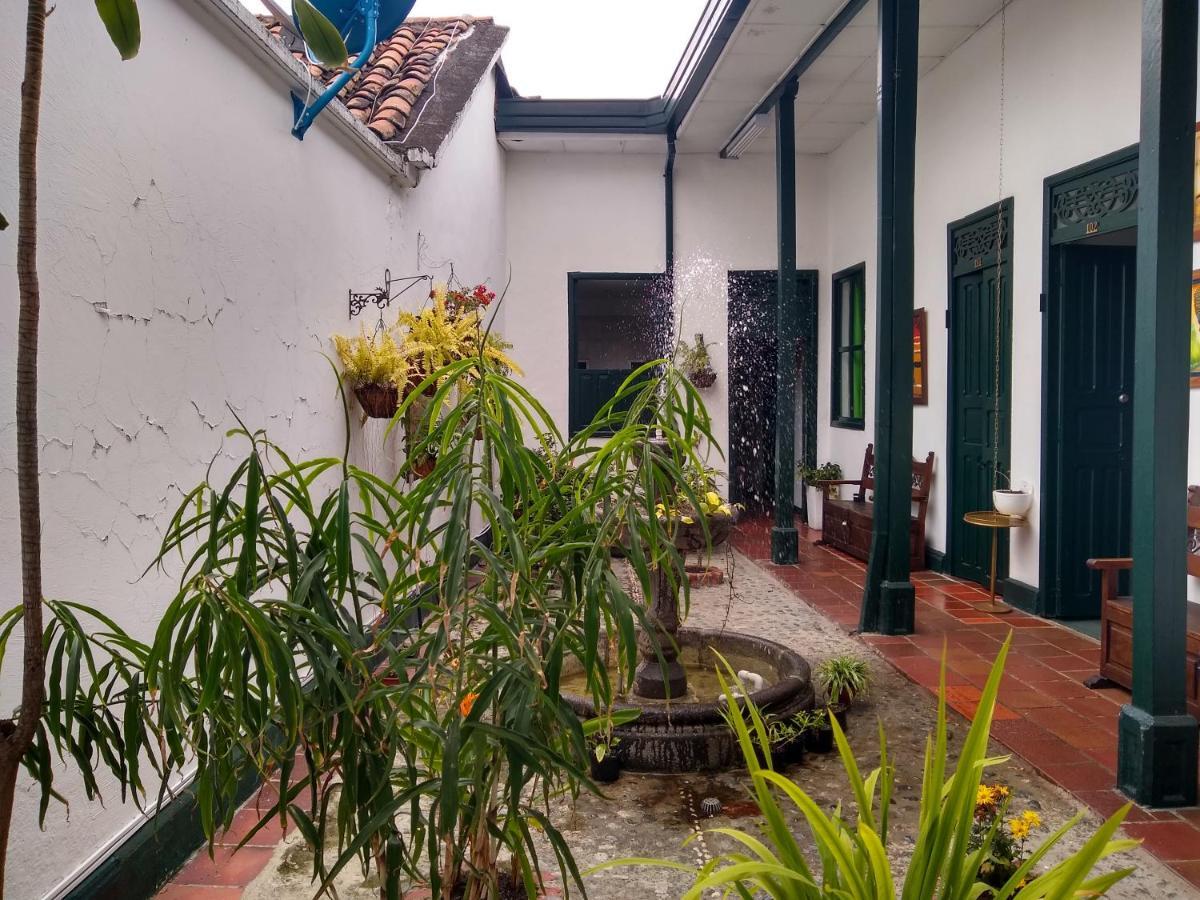 Agatha Hotel 2*