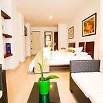 Aw Hotel Chipichape Urban