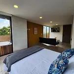 Liv 37 Apartments