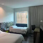 Hampton By Hilton Cali