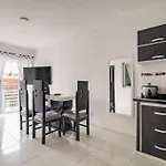 Apartamento Con Estacionamiento