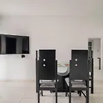 Apartamento Con Estacionamiento