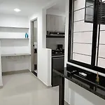 Aptos 203 Onix